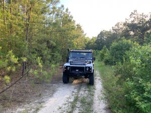 Land Rover Defender 110 by Osprey Custom Cars 1993 года 